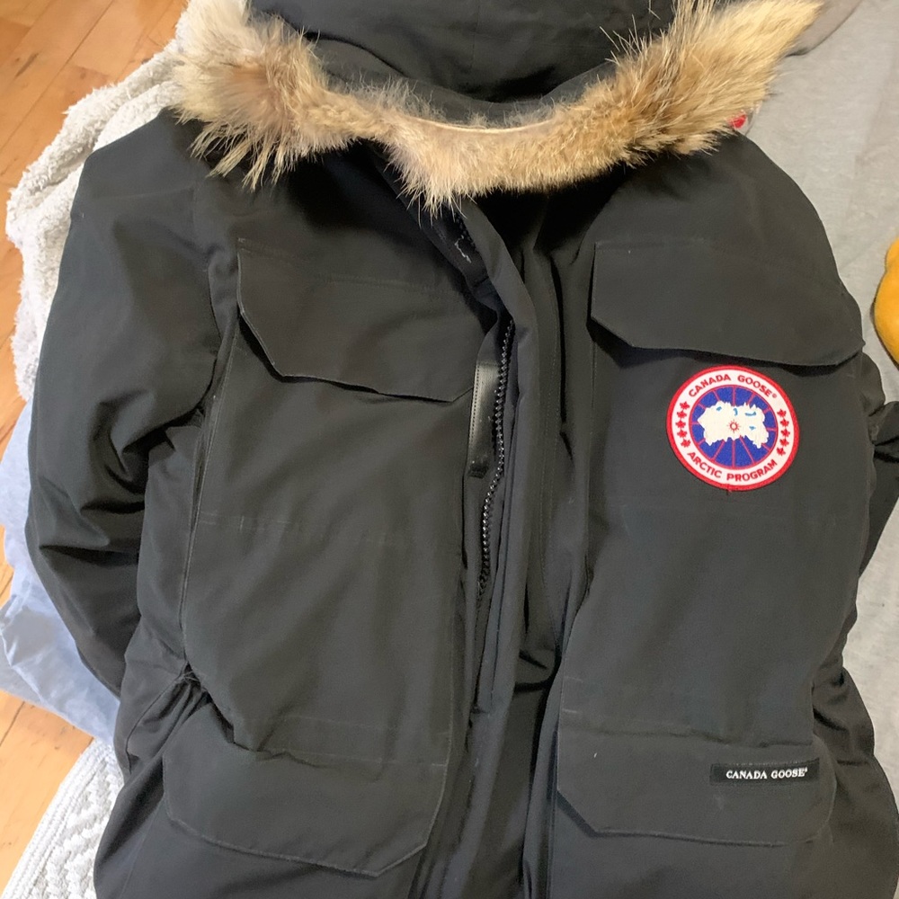 Men’s L Canada Goose Expedition Jacket